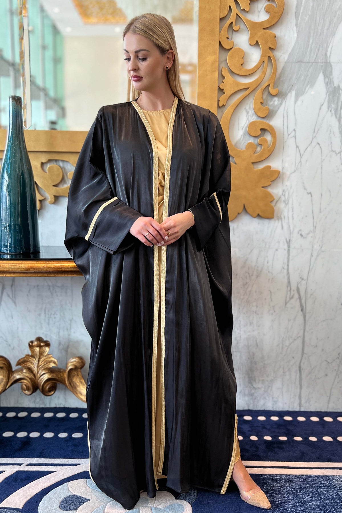 MOiSTREET Black Rotana Shimmer Bhist Abaya Set