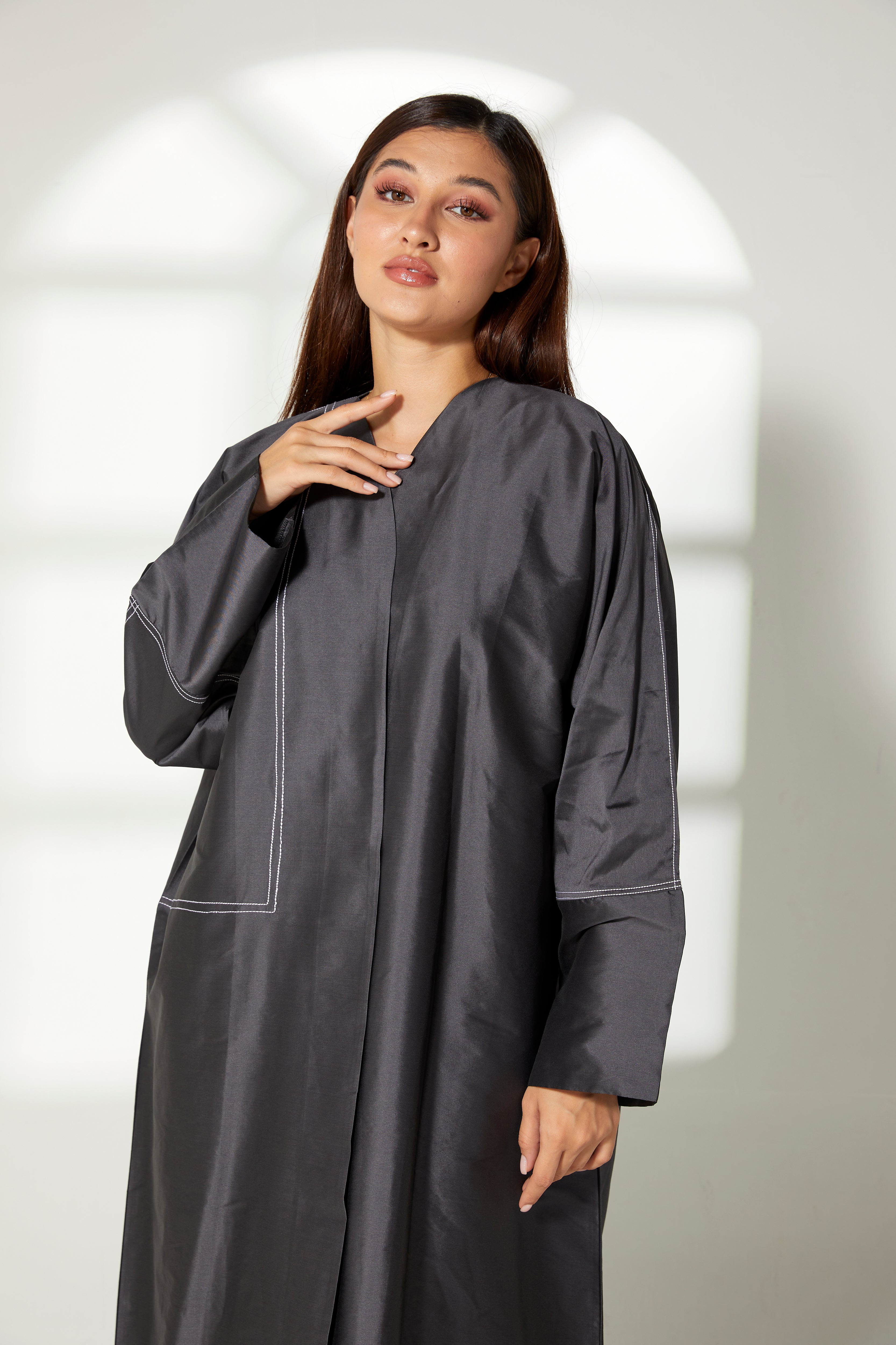 MOiSTREET Charcoal Black Taffeta Abaya