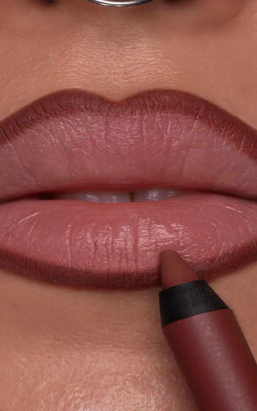 Makeup Studio Stay On Me 16H Long-Lasting Lip Pencil