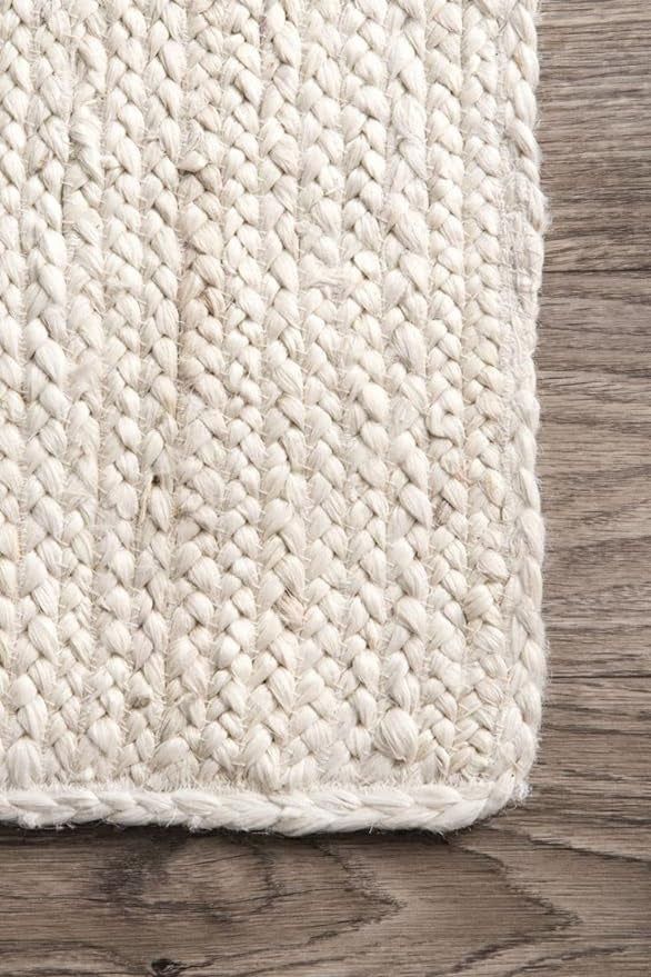 Bohemian Off-White Oval Jute Rug | Natural Braided Fiber Area Rug for Bright Interiors