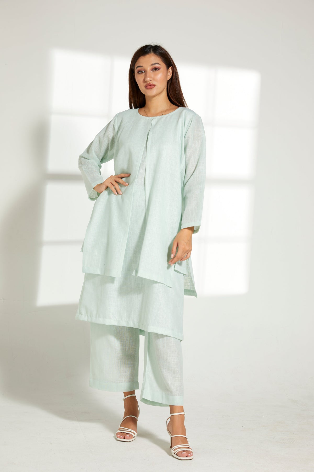 MOiSTREET Sea Green Linen Fabric Top and Pants Set