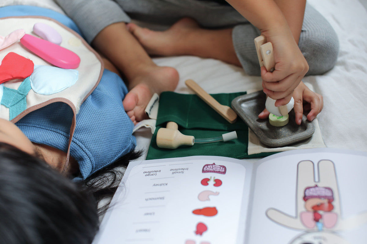 PlanToys Surgeon Play Set — Wooden Pretend Play Medical Set