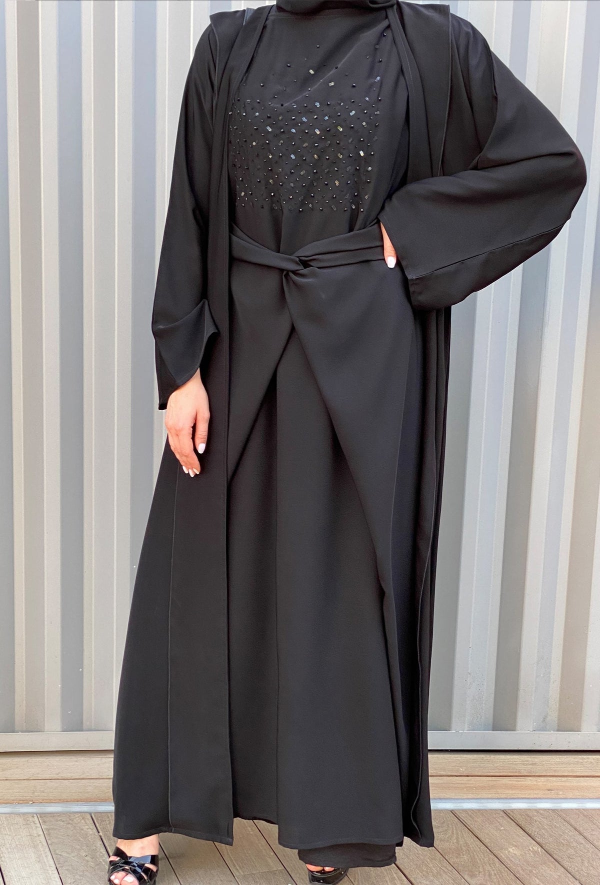 MOiSTREET Black Nada Abaya Set with Embroidered Under Dress