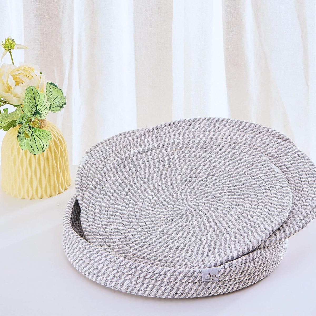 AIESY® Beautiful Woven Cotton Rope Round Placemats Set