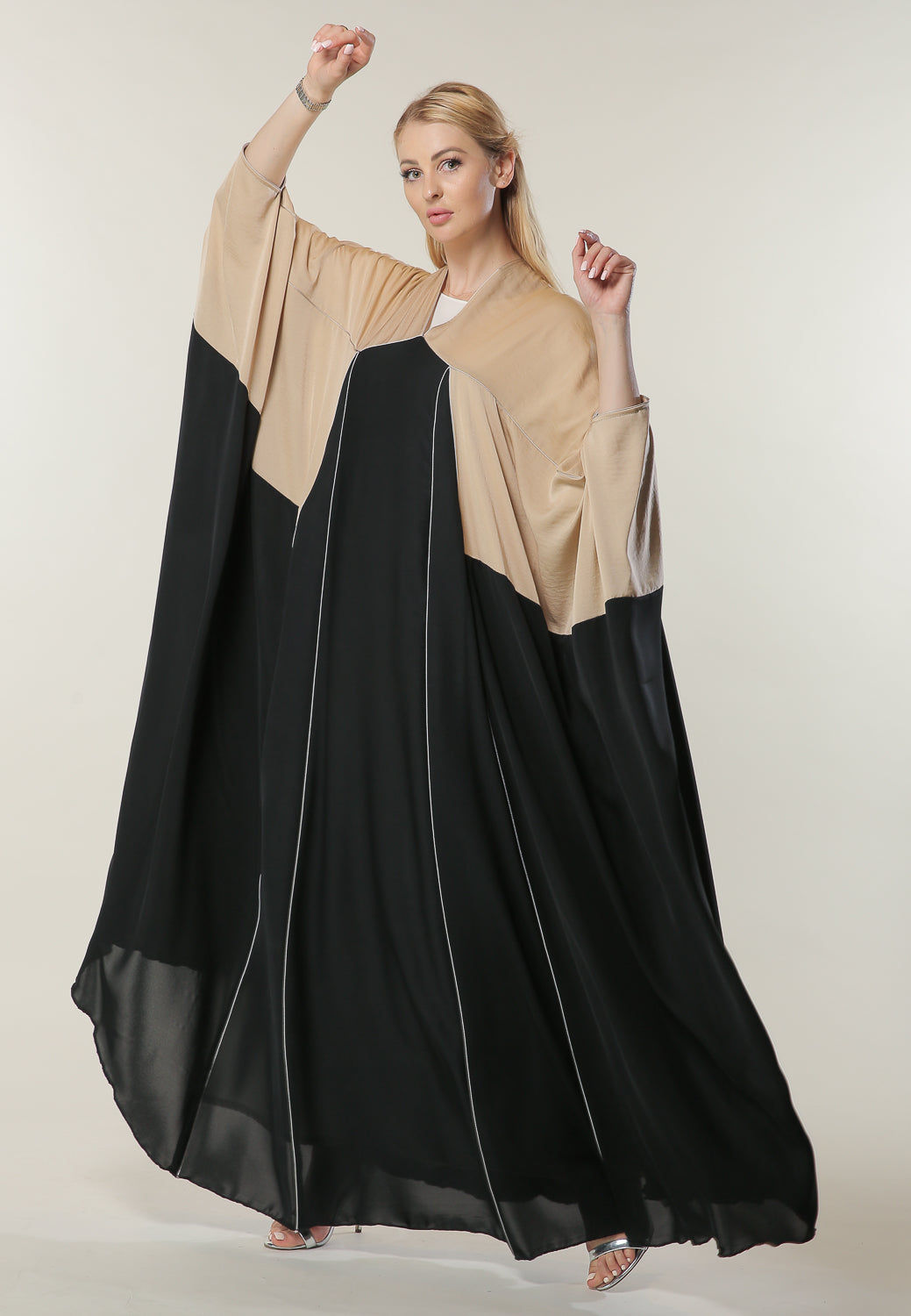 MOiSTREET Colorblock Farasha Abaya