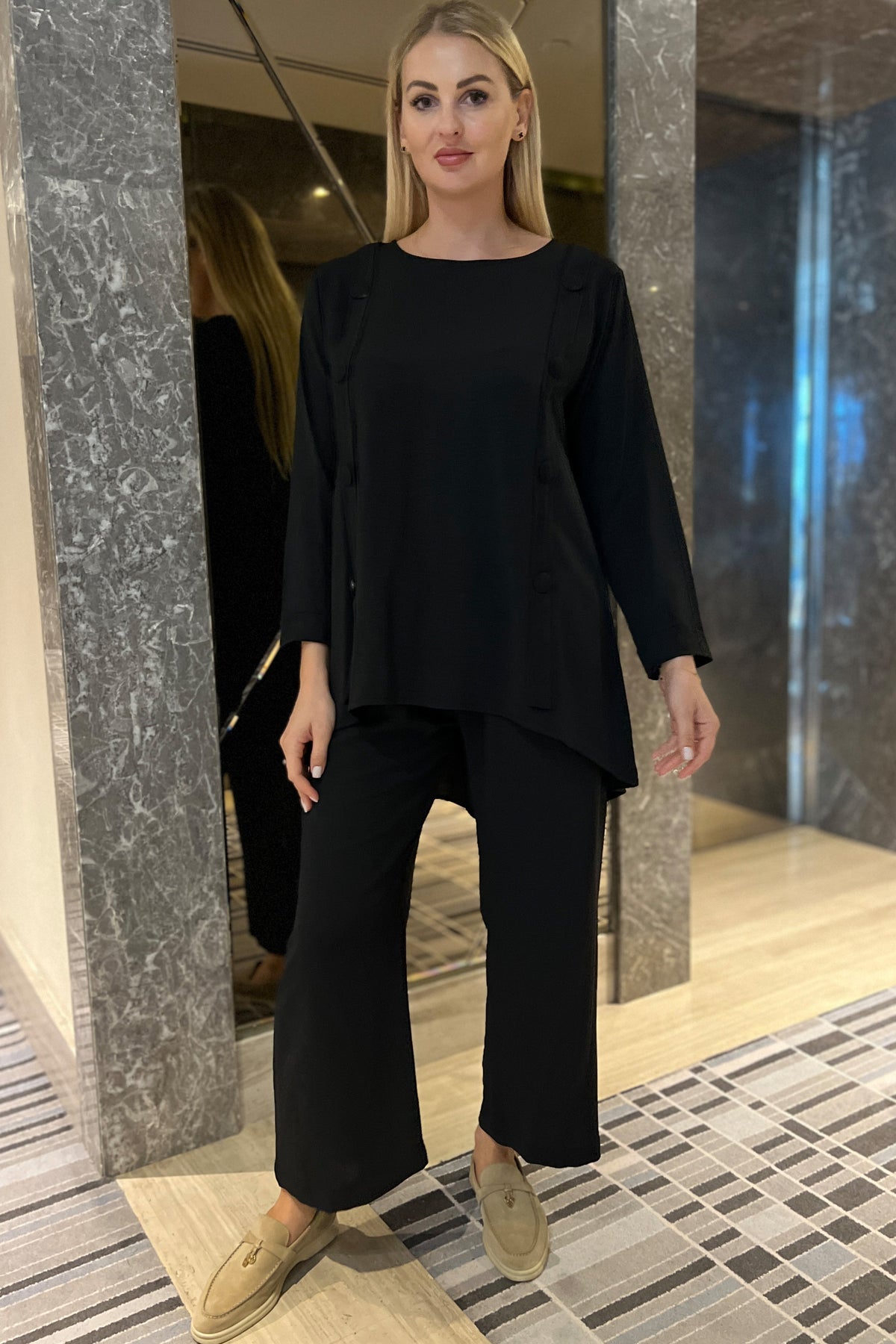 MOiSTREET Black CEY Fabric Top And Pants Set