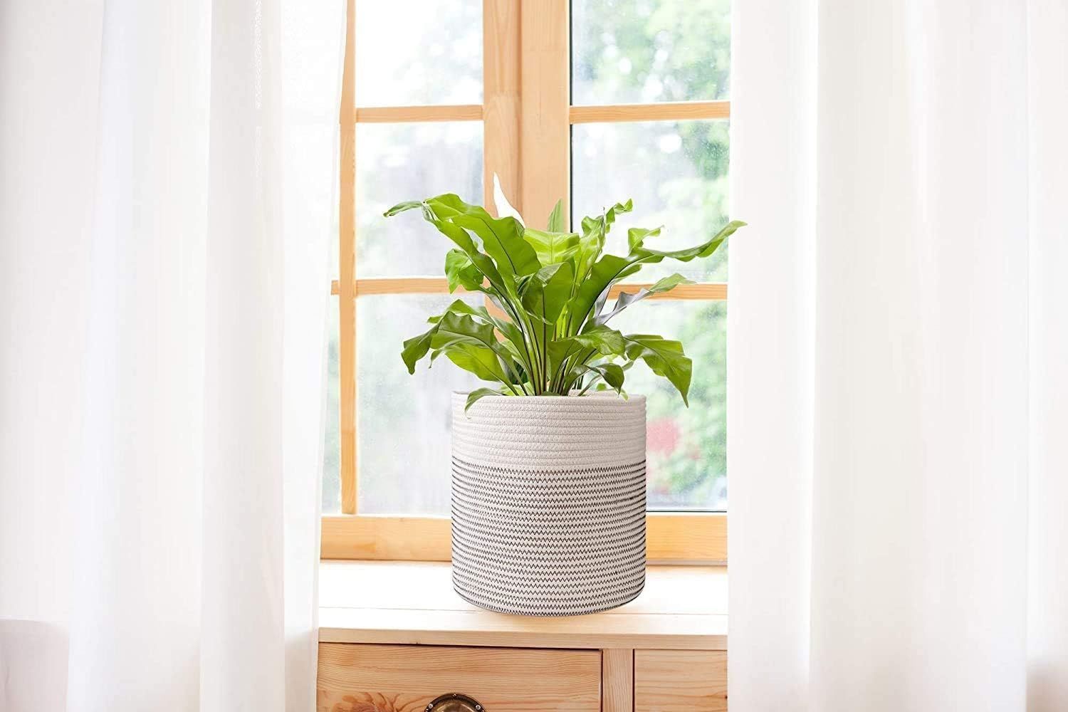 AIESY® Beautiful Jute Spliced Cotton Rope Plant Hanging Basket