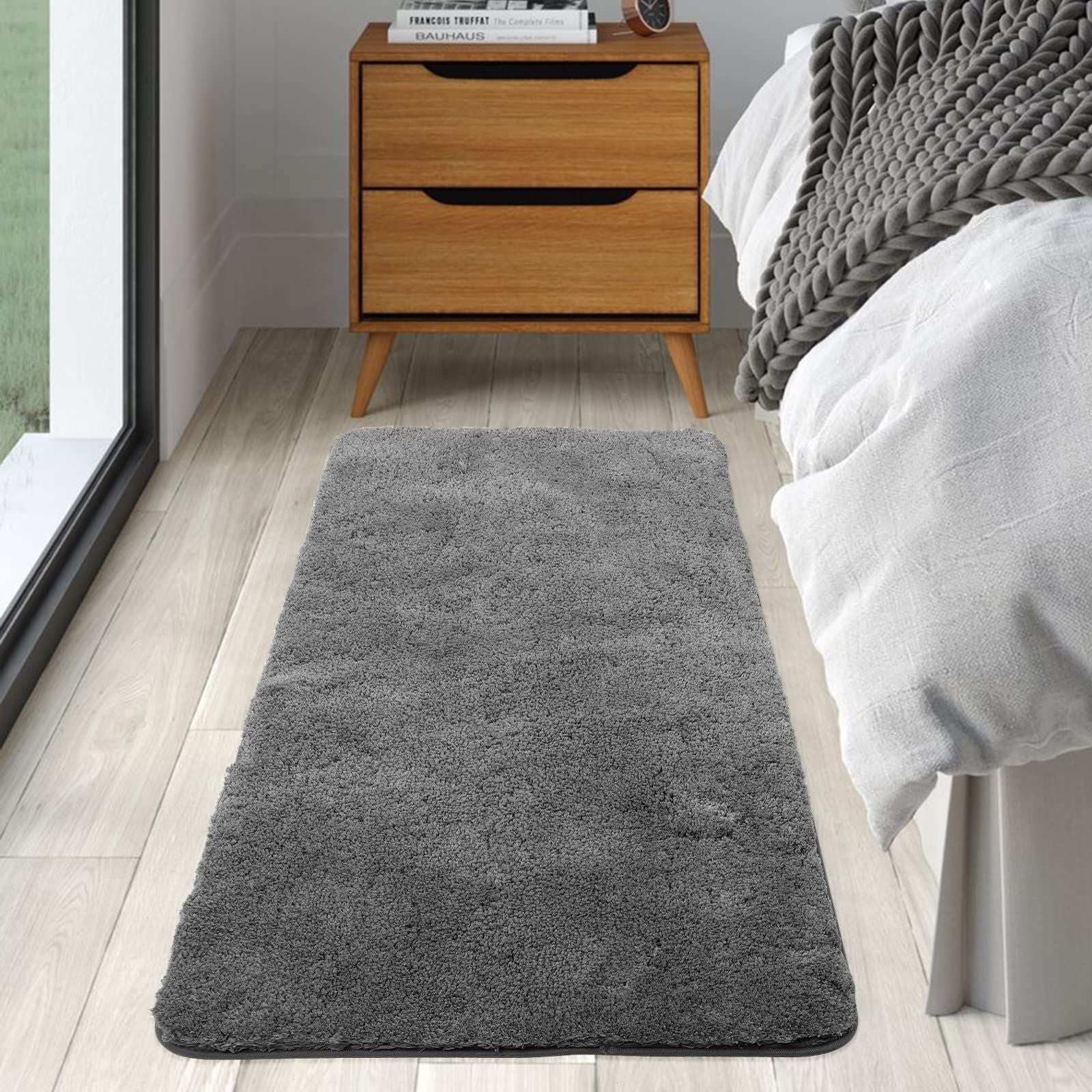 AIESY® Non Slip Washable Shag Fluffy Bathroom Rug