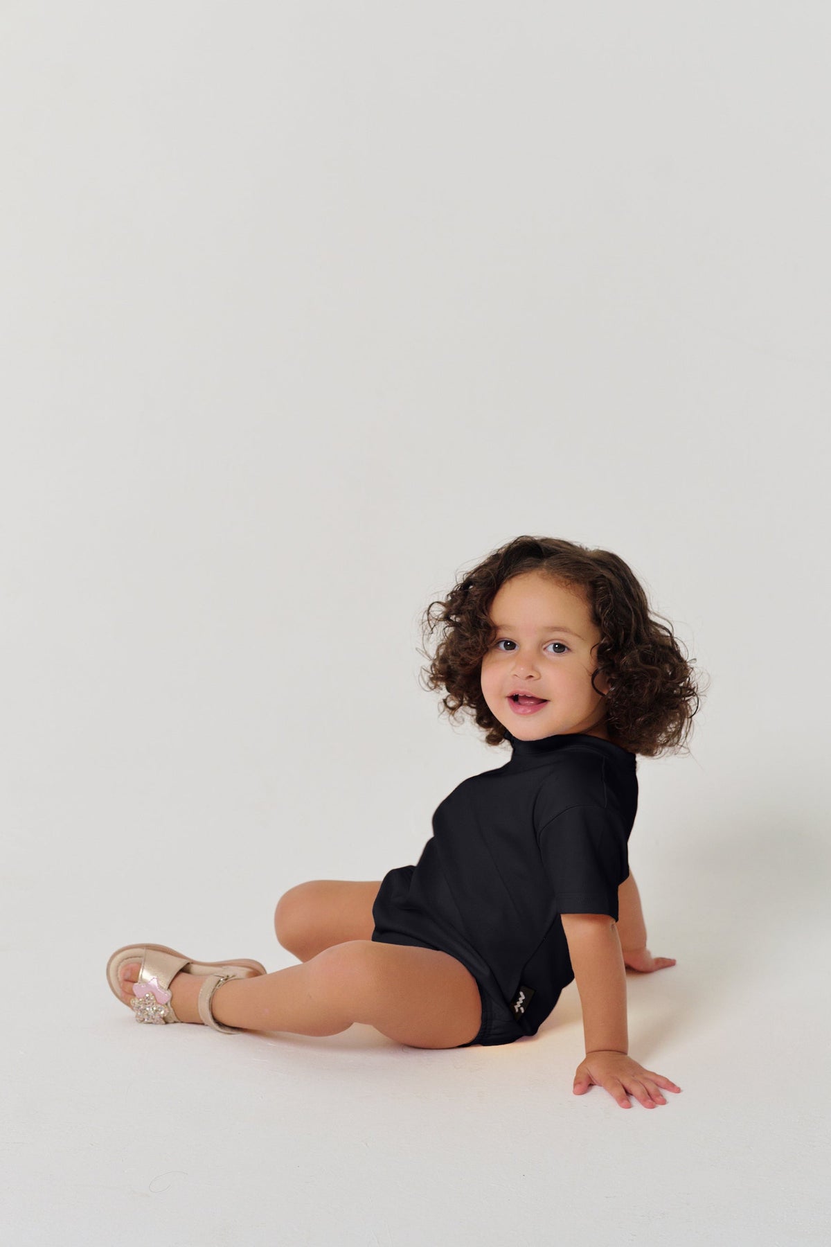 MULU Classic Unisex Baby Romper - Black