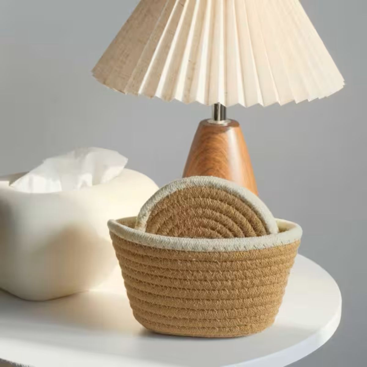 Woven Cotton Round Coaster Set of 4 with Storage Basket, Heat Resistant, 15 cm, Natural with Contrast Border (Beige/White)