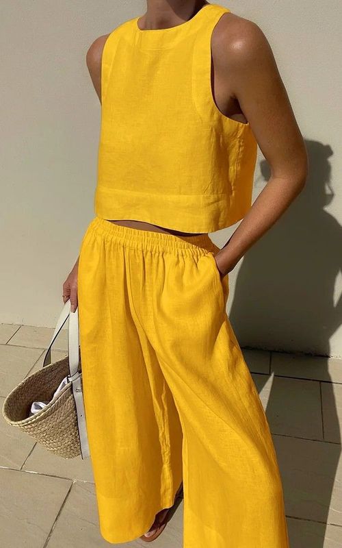 Women's Plus-Size Sleeveless Shirt & Loose Long Pants Set