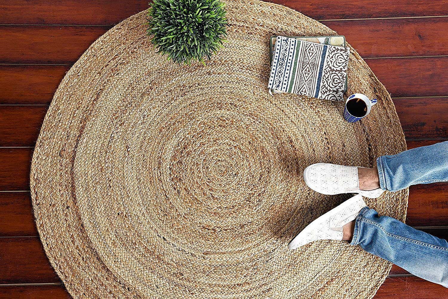 AIESY®  Beautiful Handwoven Jute Flower All Over Rug