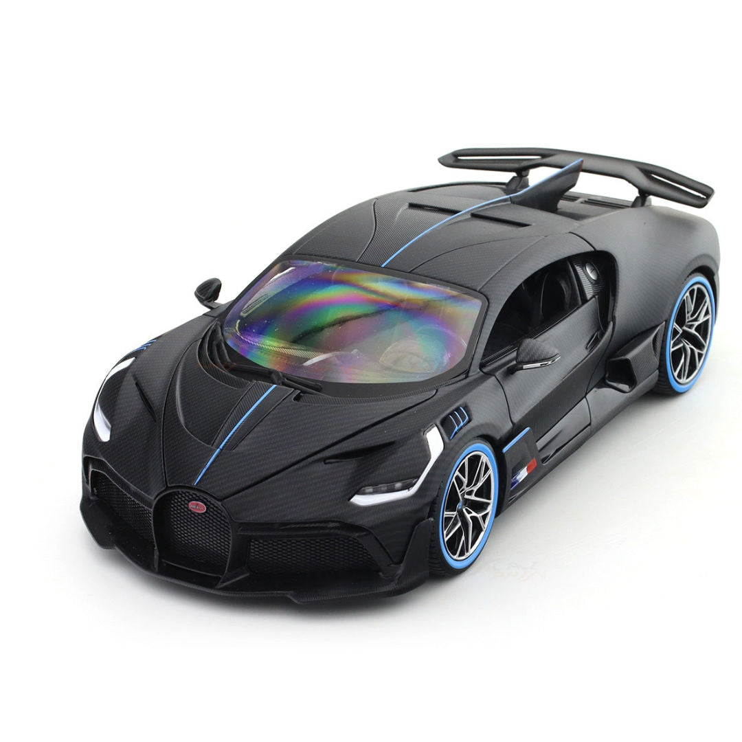 Bburago Bugatti Divo 50th Anniversary, Carbon Fiber, 1:18, Die-Cast Car, Black/Blue