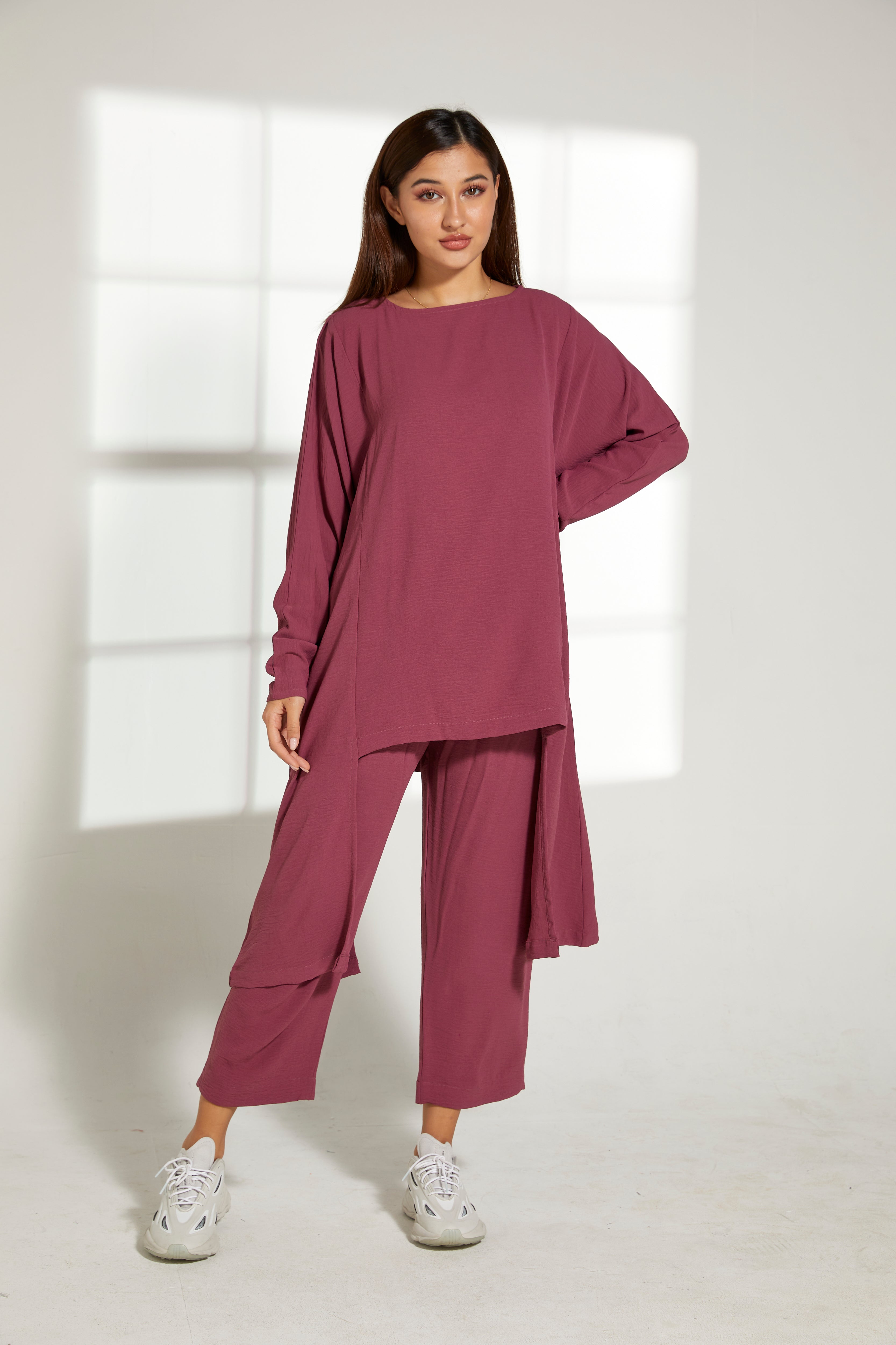 MOiSTREET Burgundy CEY Fabric Top and Pants Set