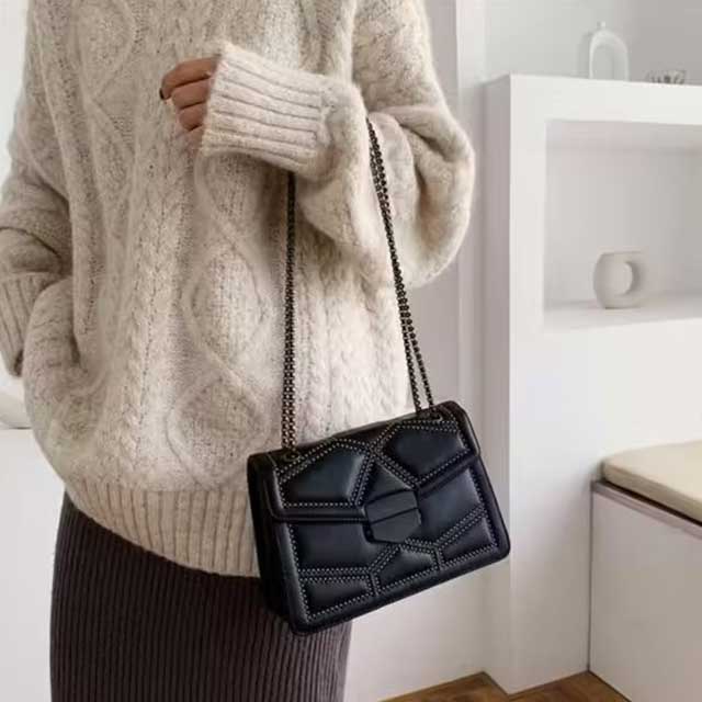 Women's PU Leather Rivet Chain Shoulder Bag – Stylish and Durable Designer Handbag