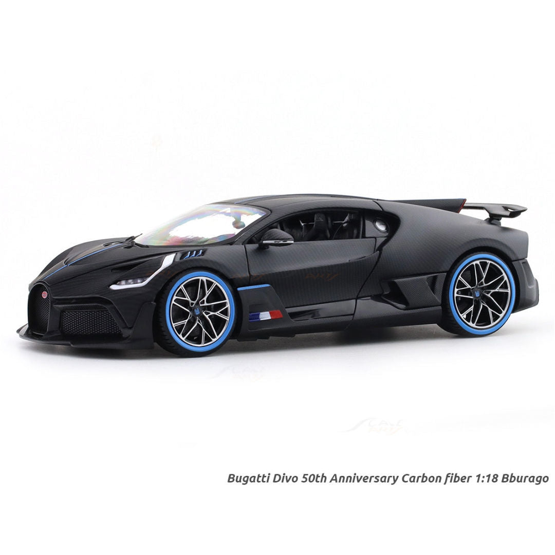 Bburago Bugatti Divo 50th Anniversary, Carbon Fiber, 1:18, Die-Cast Car, Black/Blue
