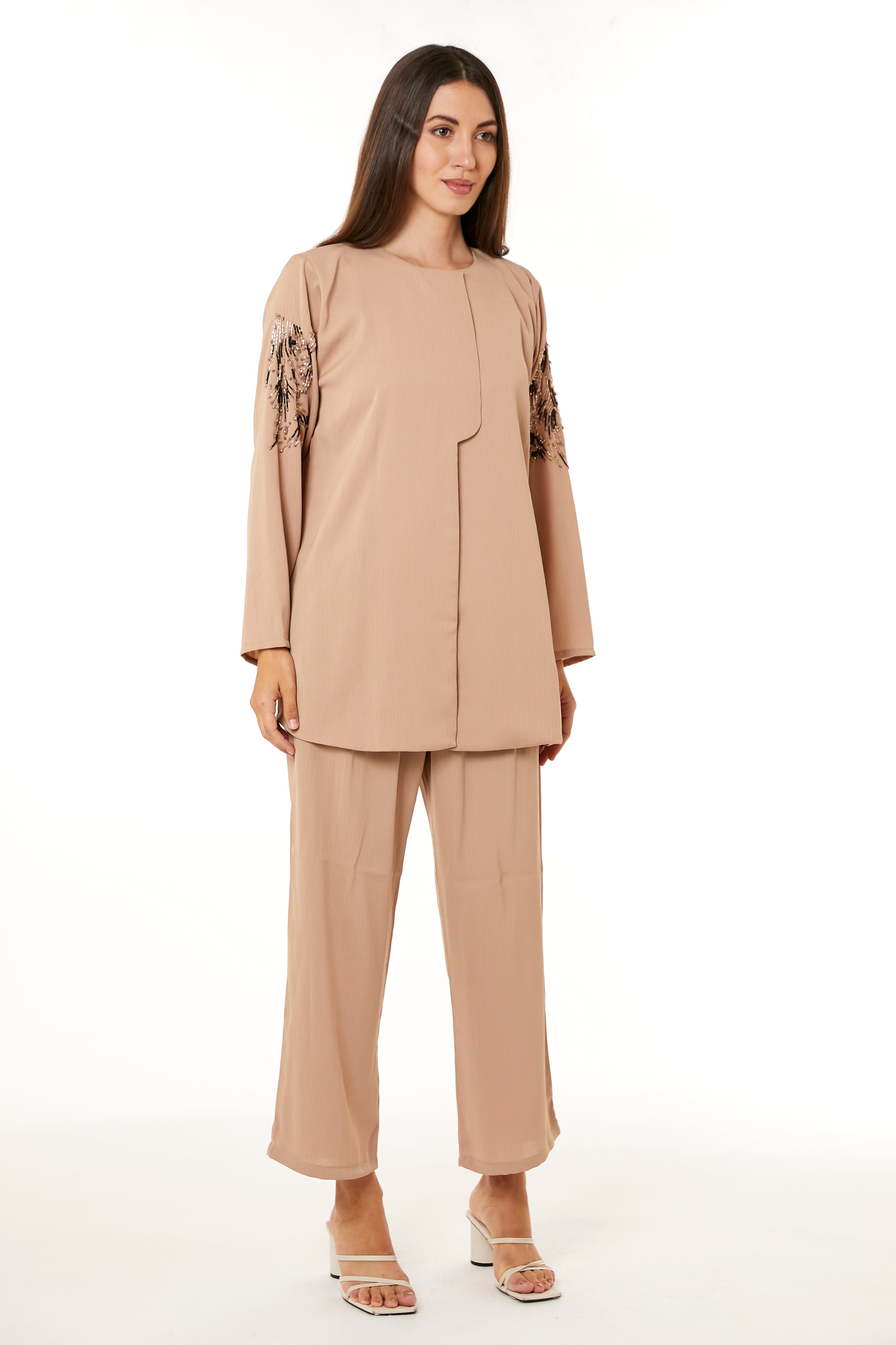 MOiSTREET Beige Zoom Top and Pants Set