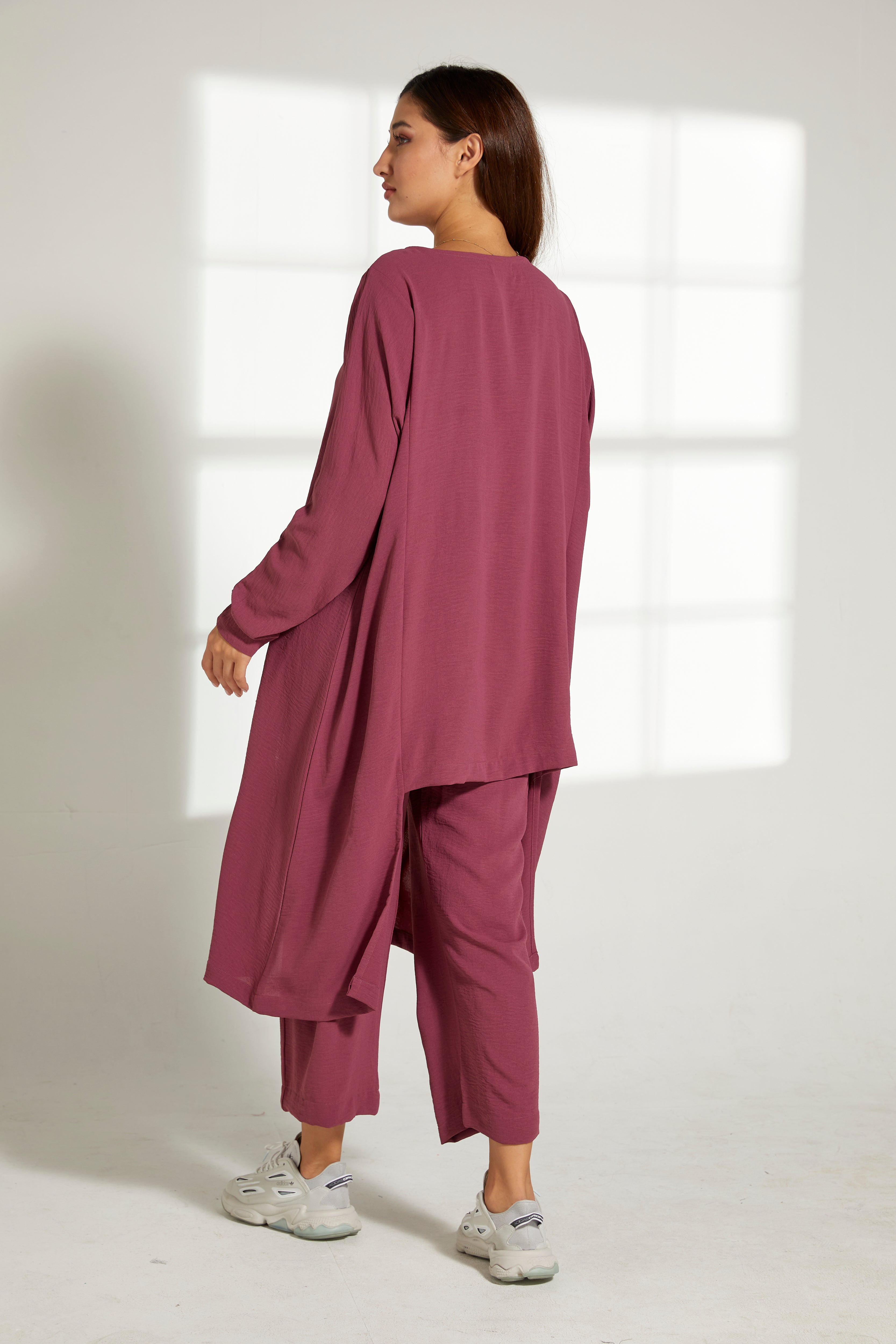 MOiSTREET Burgundy CEY Fabric Top and Pants Set