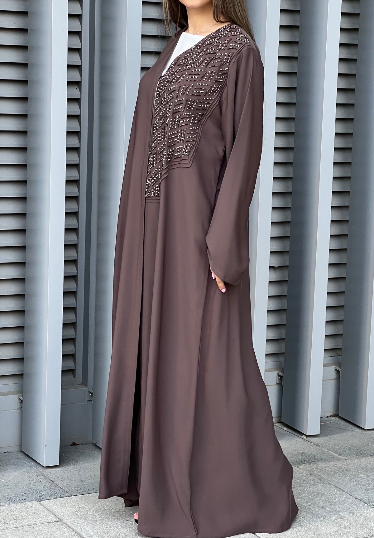 MOiSTREET Embroidered Korean Nada Brown Abaya