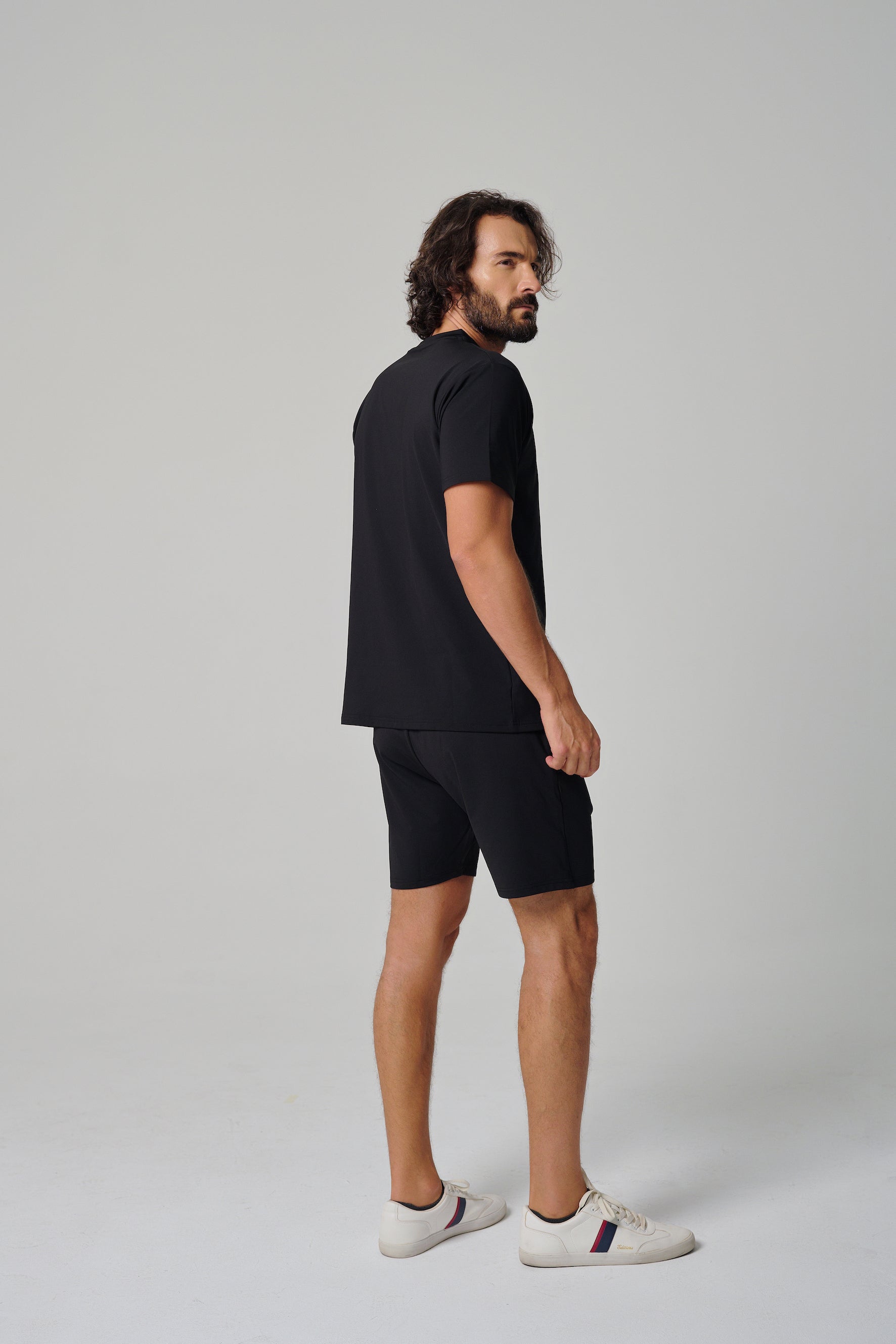 MULU Classic Men's T-shirt - Black