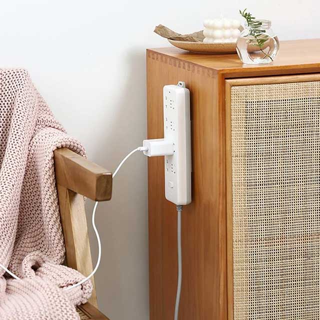 Wall-Mounted Plug Fixer – Secure and Organized Electrical Outlet Holder for Cables & Plugs