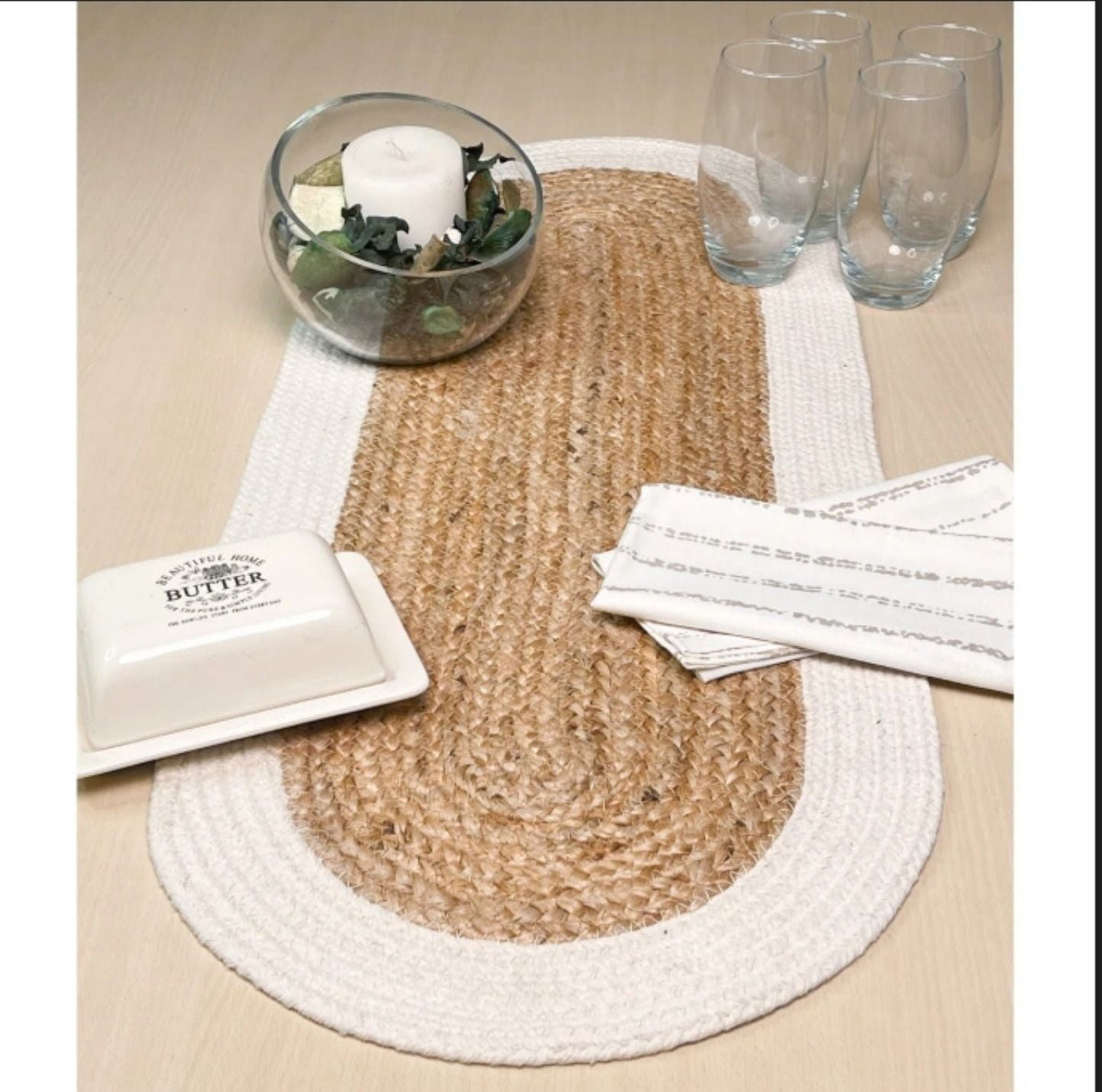 4 pcs Round Heat Resistant Dining Table Runner for Dining TaLive Beautiful ! Heat Resistant Natural Jute Braided Dining Table Runner Rustic Farmhouse Decor (Beige/White, 13X36 inch Oval)ble