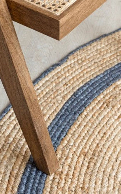 Handmade Natural Jute Round Area Rug with Blue Ring Design | Handwoven Coastal Farmhouse carpet Rug