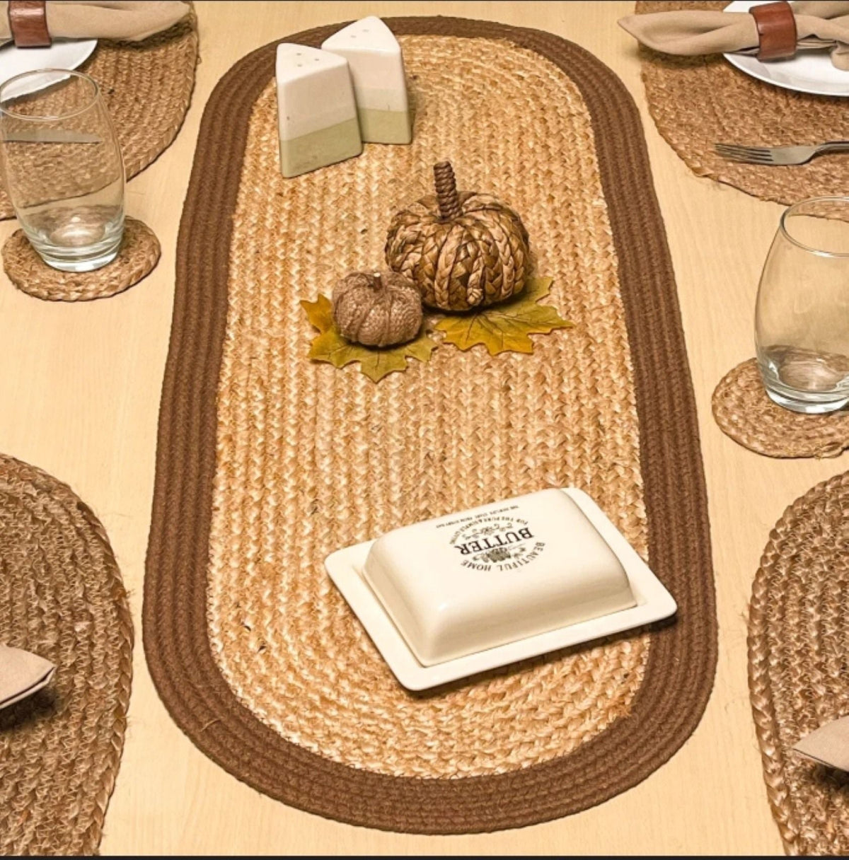 Heat Resistant Natural Jute Braided Dining Table Runner Rustic Farmhouse Decor Beige/Brown 13X36 Inch Oval