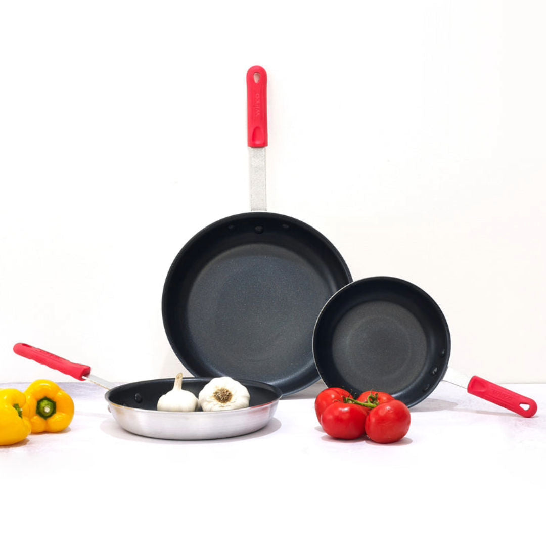 Winco Aluminum Fry Pan, Non-Stick