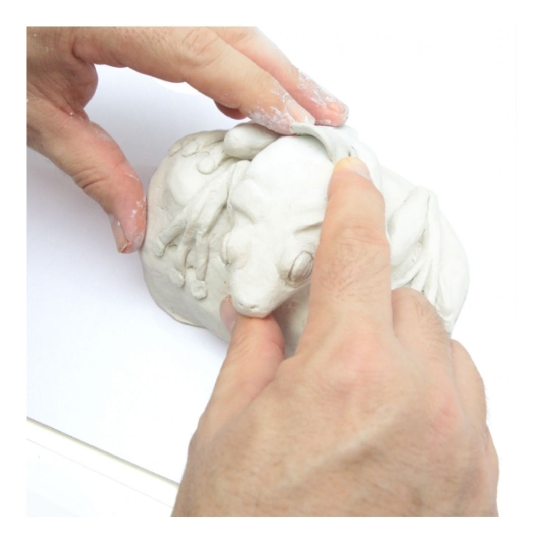 Mont Marte Air Hardening Modelling Clay Premium, 2Kg, White, P24-495