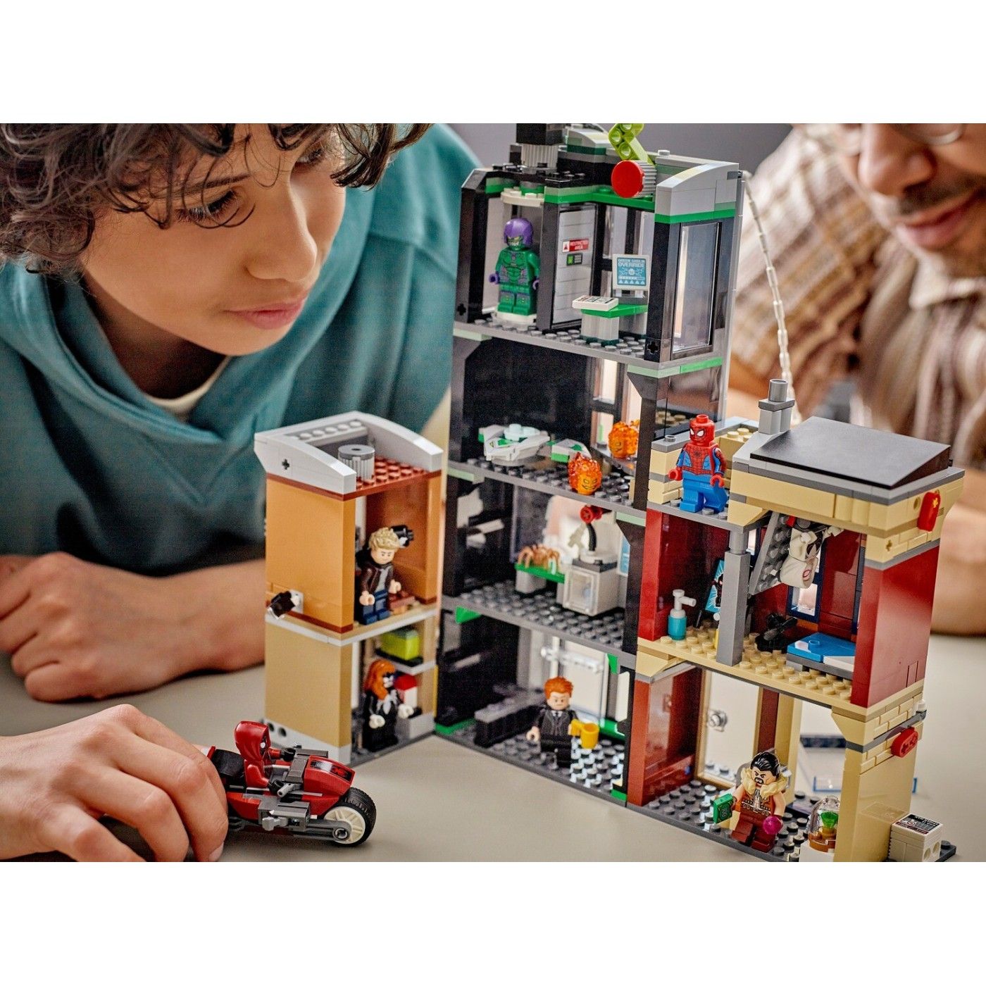 LEGO Marvel Spider-Man vs. Oscorp Building Play Set, For Age 10+ Years
