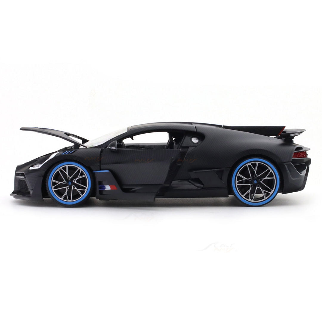 Bburago Bugatti Divo 50th Anniversary, Carbon Fiber, 1:18, Die-Cast Car, Black/Blue