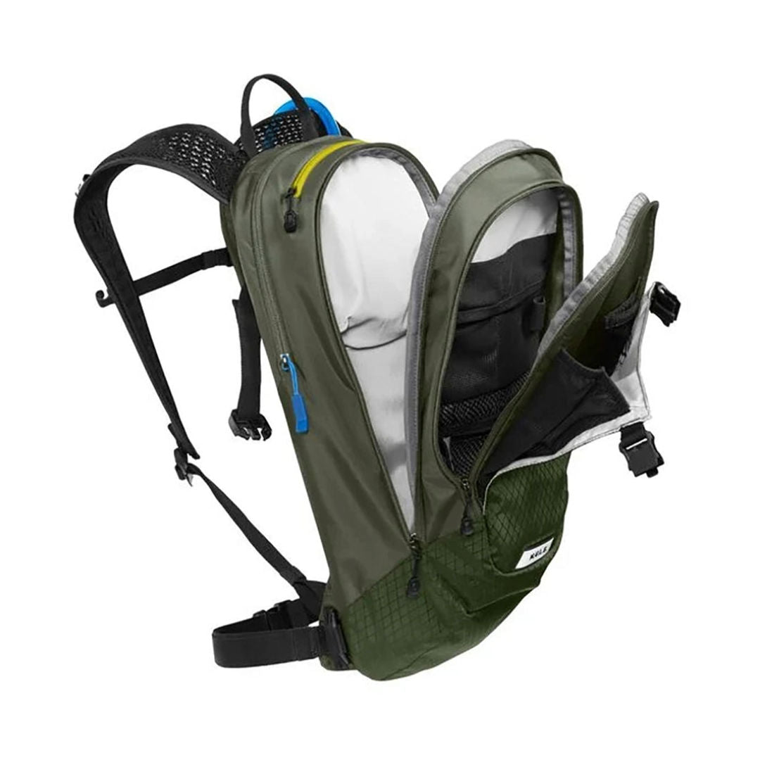 Camelbak M.U.L.E.®  12 Hydration Pack Durable Mountain Bike Backpack, 100oz