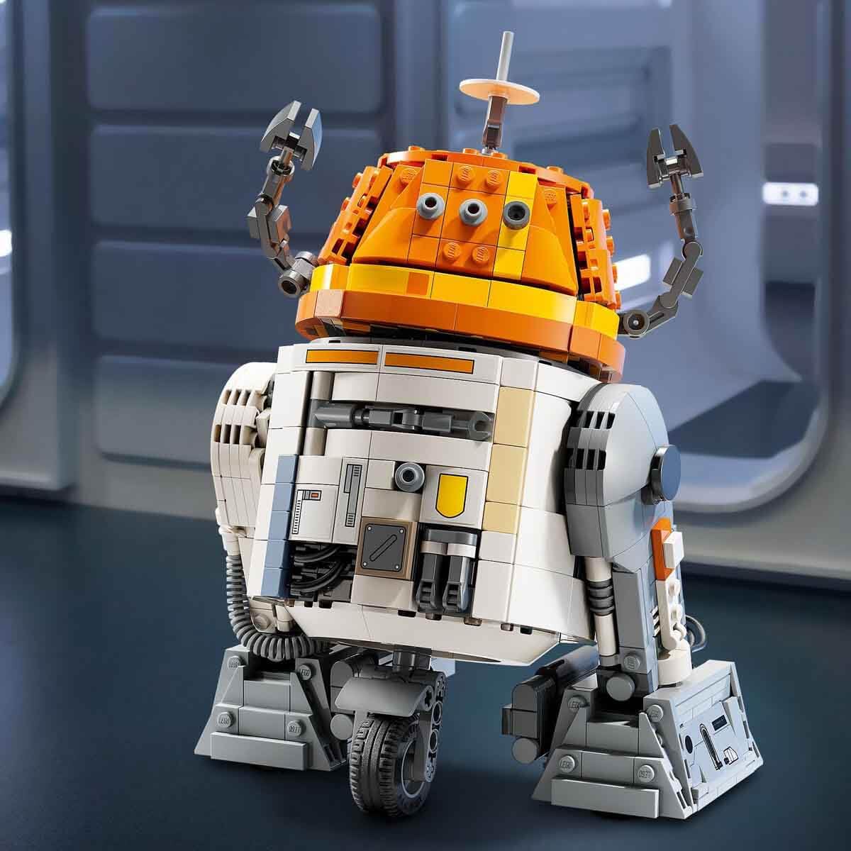 LEGO Star Wars Ahsoka Chopper Astromech Droid Building Toy Set