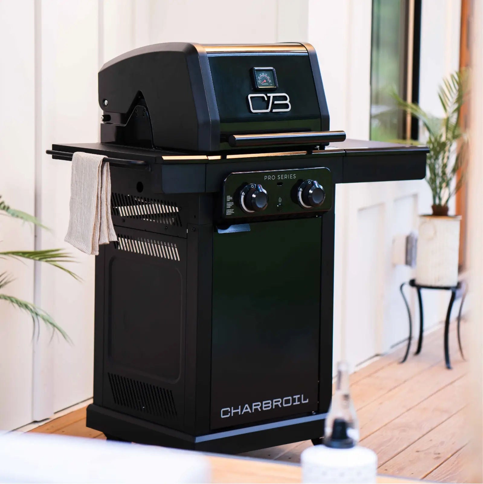 Char-Broil Pro Series 2-Burner Gas Grill, Model 463676724