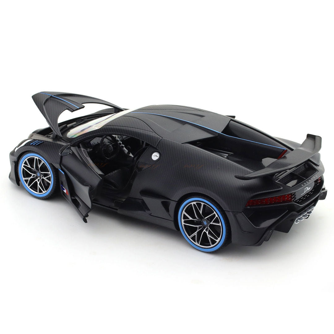 Bburago Bugatti Divo 50th Anniversary, Carbon Fiber, 1:18, Die-Cast Car, Black/Blue