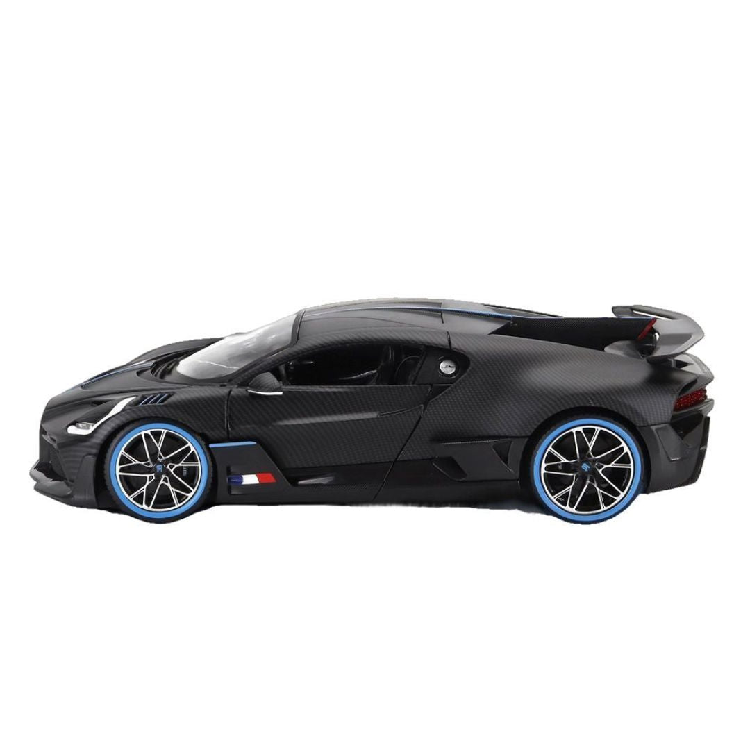 Bburago Bugatti Divo 50th Anniversary, Carbon Fiber, 1:18, Die-Cast Car, Black/Blue