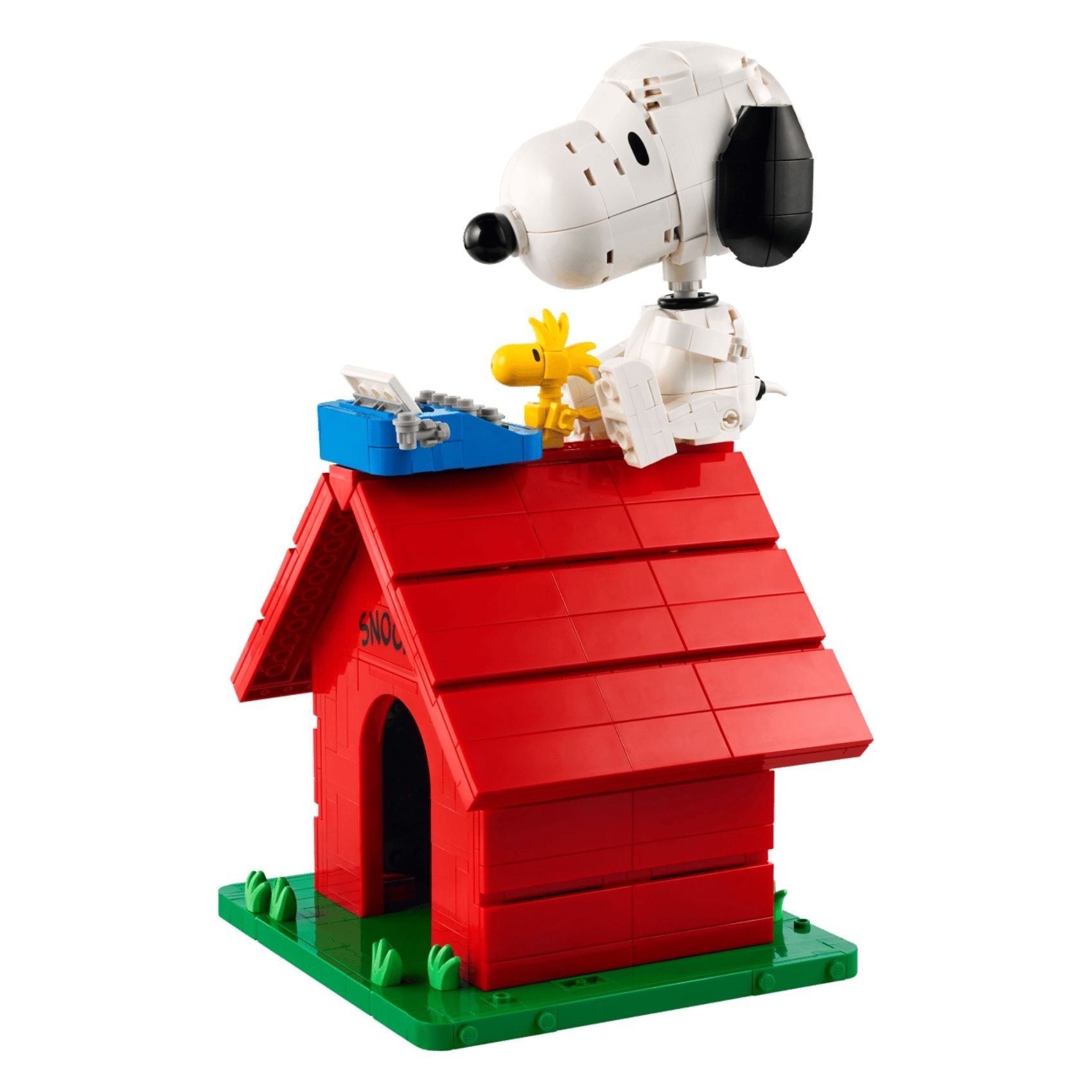 LEGO Ideas 21368 Peanuts Snoopy’s Doghouse Building Toy Set, 964 Pieces for Adults 18 Years and Above