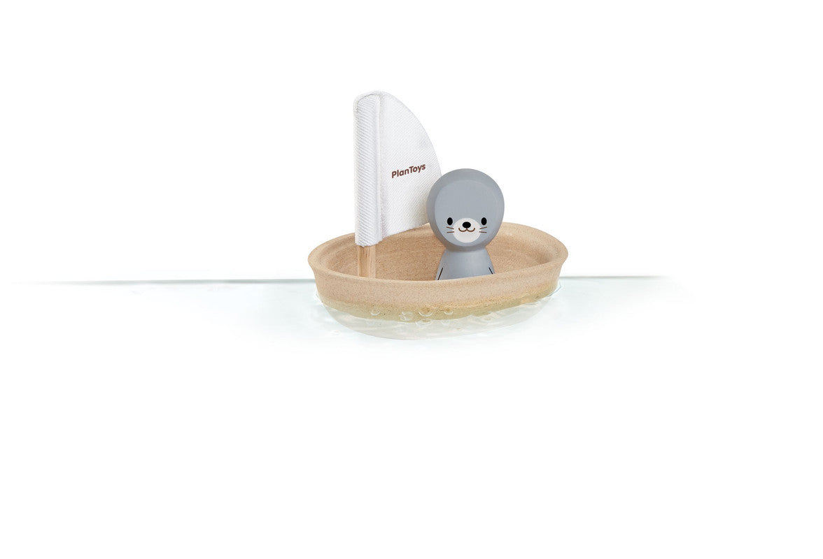 PlanToys Sailing Boat — Seal | Wooden Bath Toy