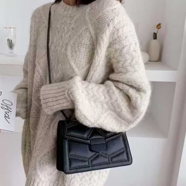 Women's PU Leather Rivet Chain Shoulder Bag – Stylish and Durable Designer Handbag