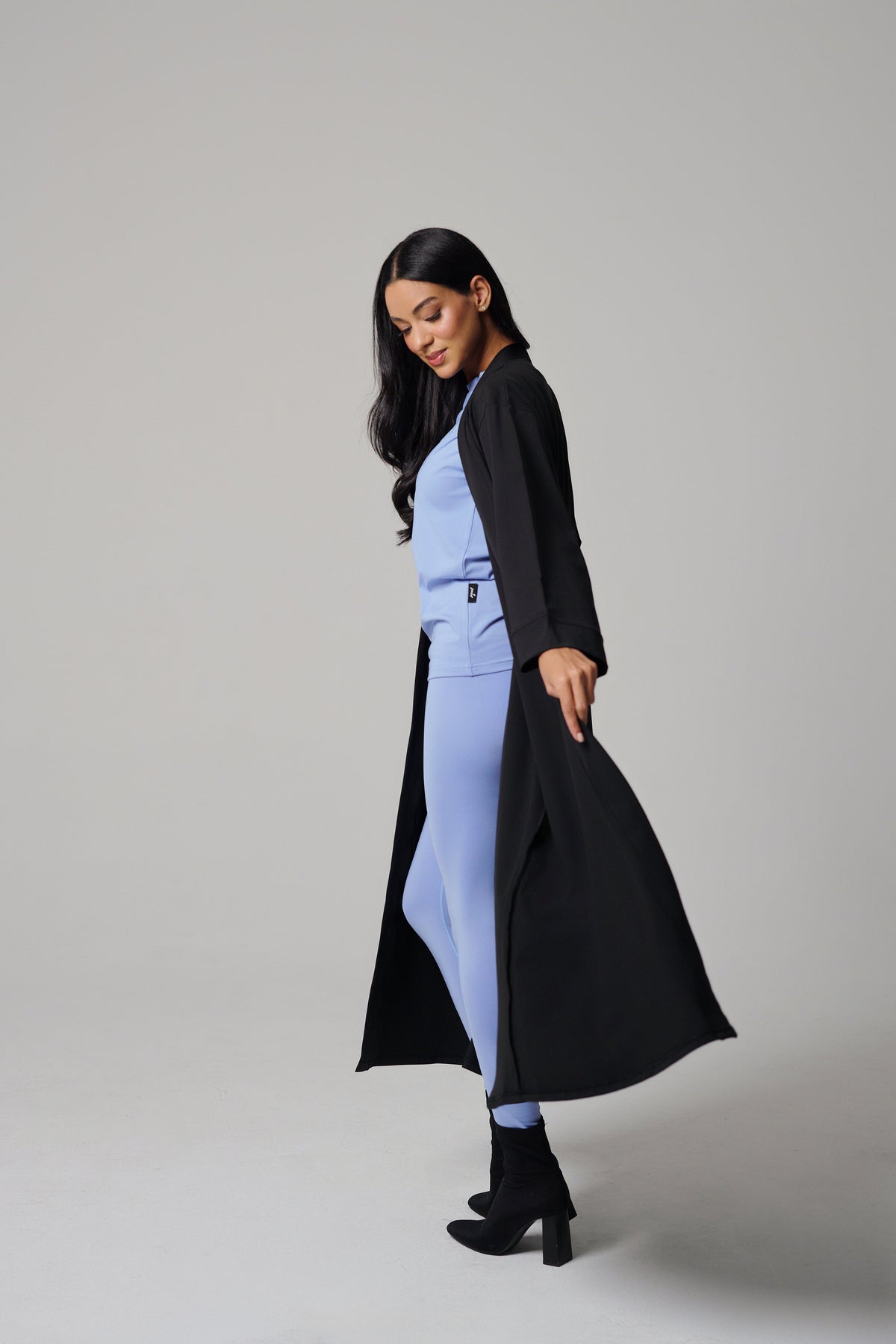 MULU Classic Women's Abaya - Black