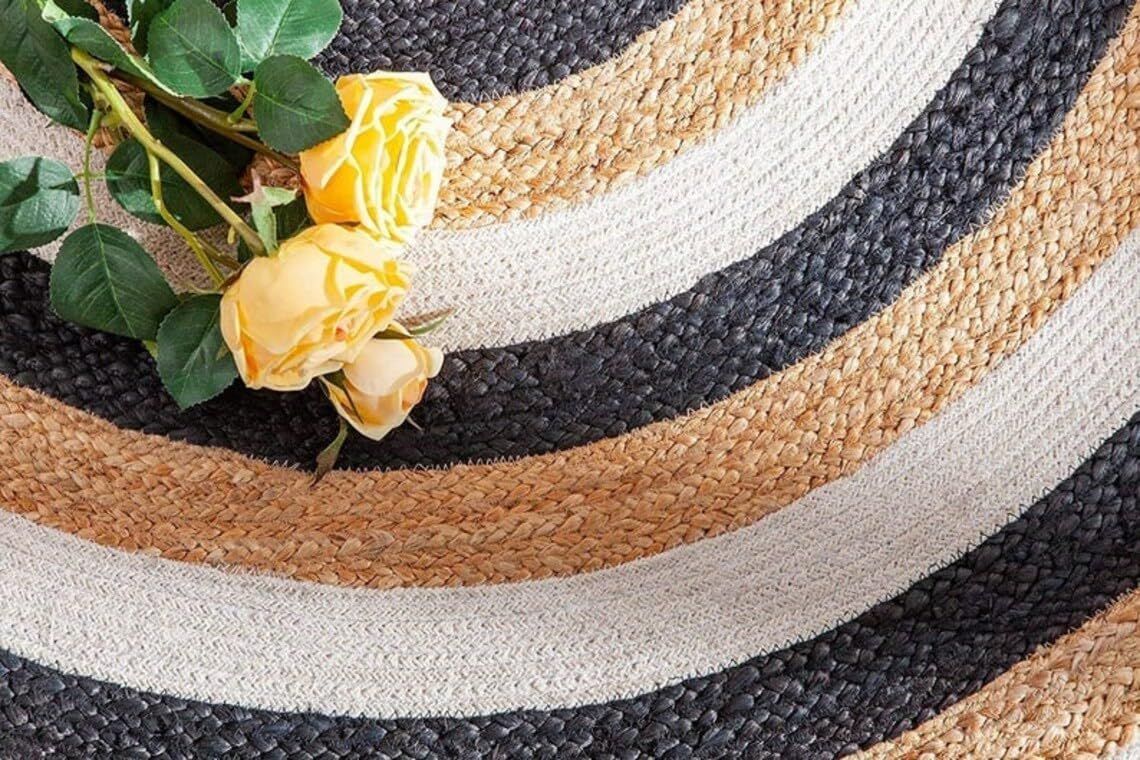 AIESY®  Beautiful Round Shape Reversible Jute Rug