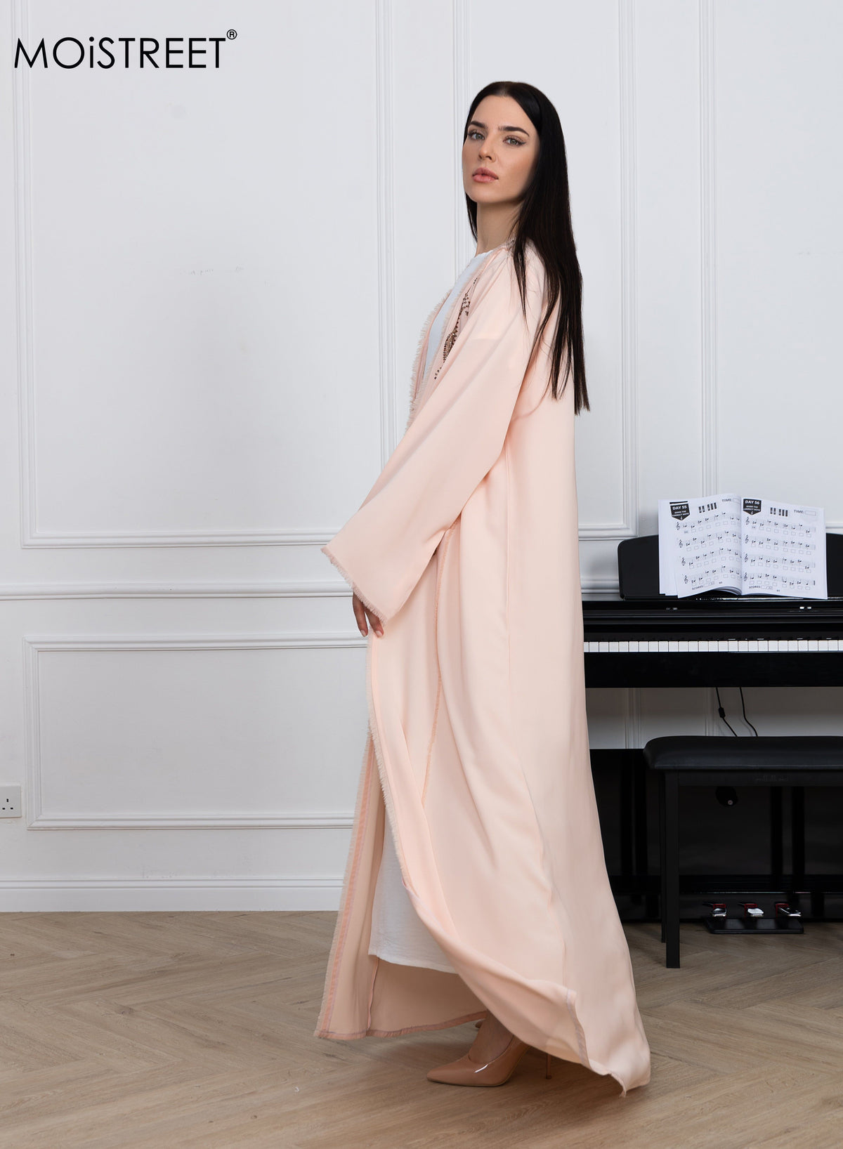MOiSTREET Nida Embroidery Abaya