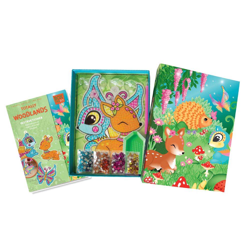 Box CanDIY Totally Woodlands Window Sun Catchers Craft Kit, 6+ years