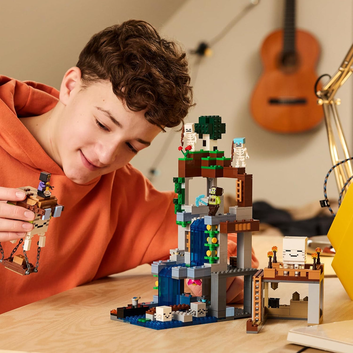 LEGO Minecraft Ghast Station Building Set-754 Pieces, Age 9+ Years