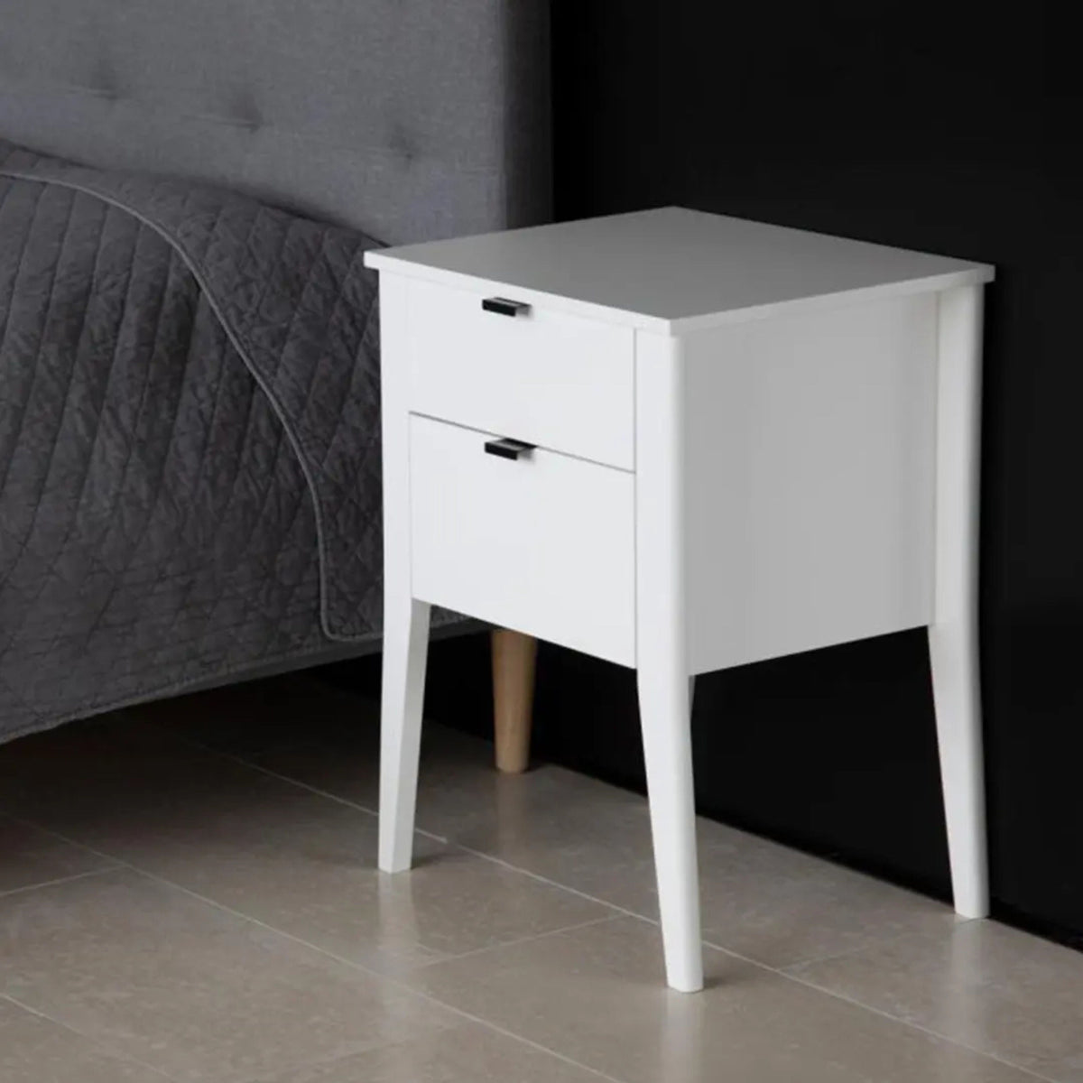 Sleepy Night Stand
