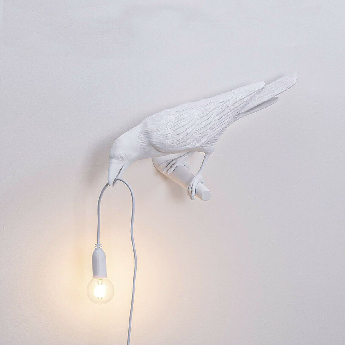 Bird Lamp Resin Crow LED Light Bedroom Wall Sconce Lamp Table Living Room Art Decoration