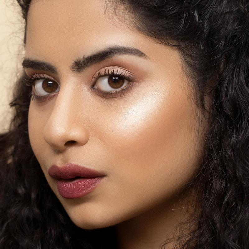 Nykaa Glow Goals! Shimmer Brick Highlighter Palette Good Old Gold