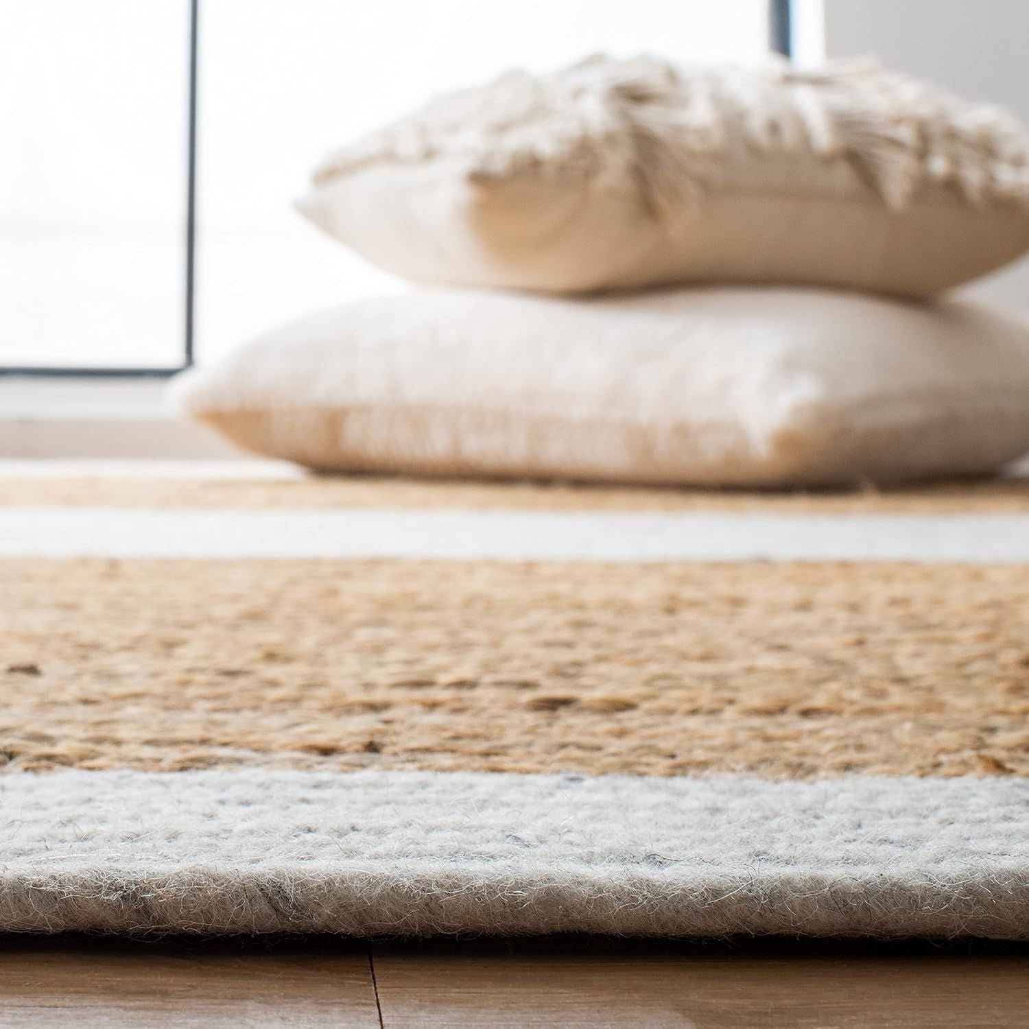 White Border & Center Jute Round Rug | Dual Tone Handwoven Natural Area Carpet