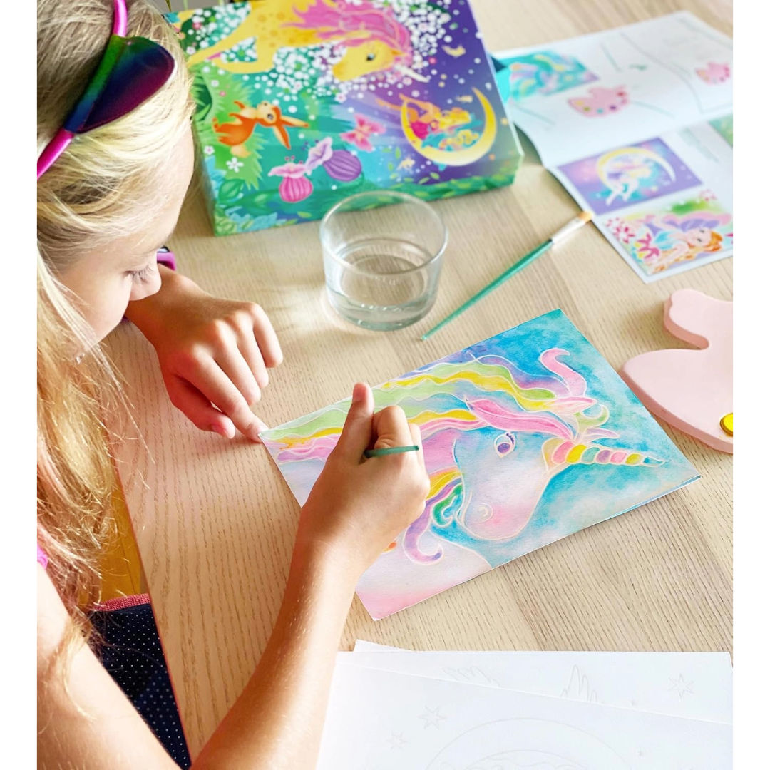Box CanDIY Totally Magical Unicorns Watercolor Art Kit, 6+ years